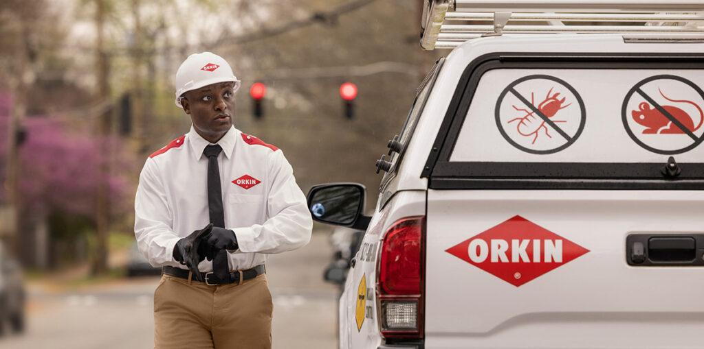 photo of an Orkin pest control technician