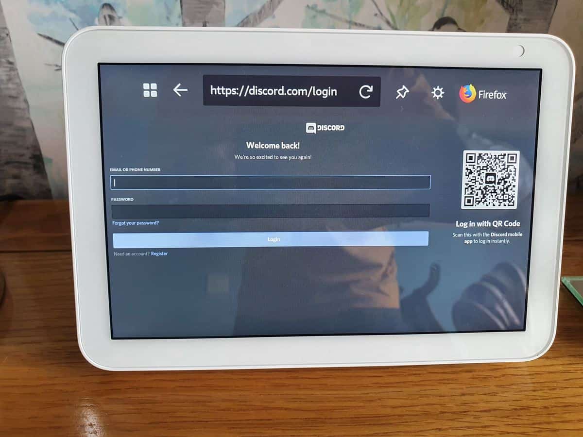 Discord login page via Firefox on Echo Show