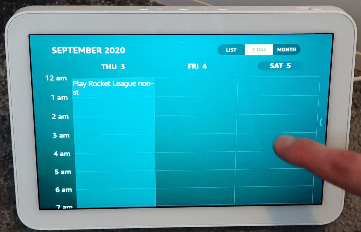 Echo Show calendar - 3 day mode will start at 12am (for all day events), meaning you can't see your other events later in the day