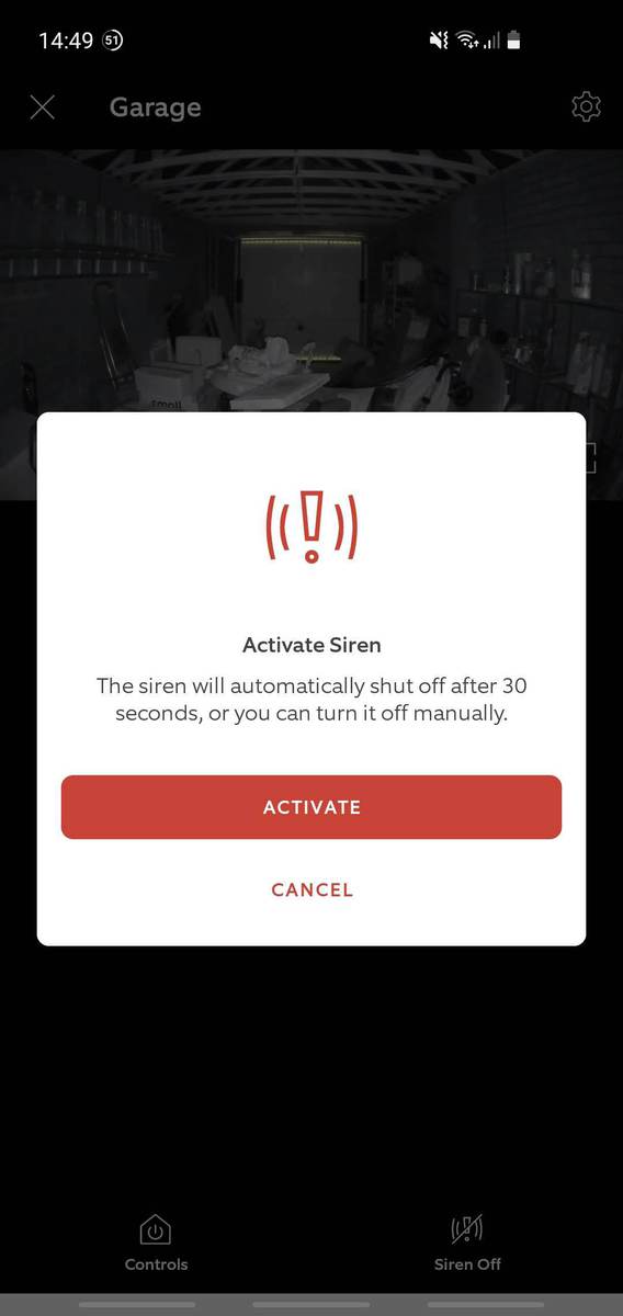 The Ring Indoor Cam manual siren option under Live View