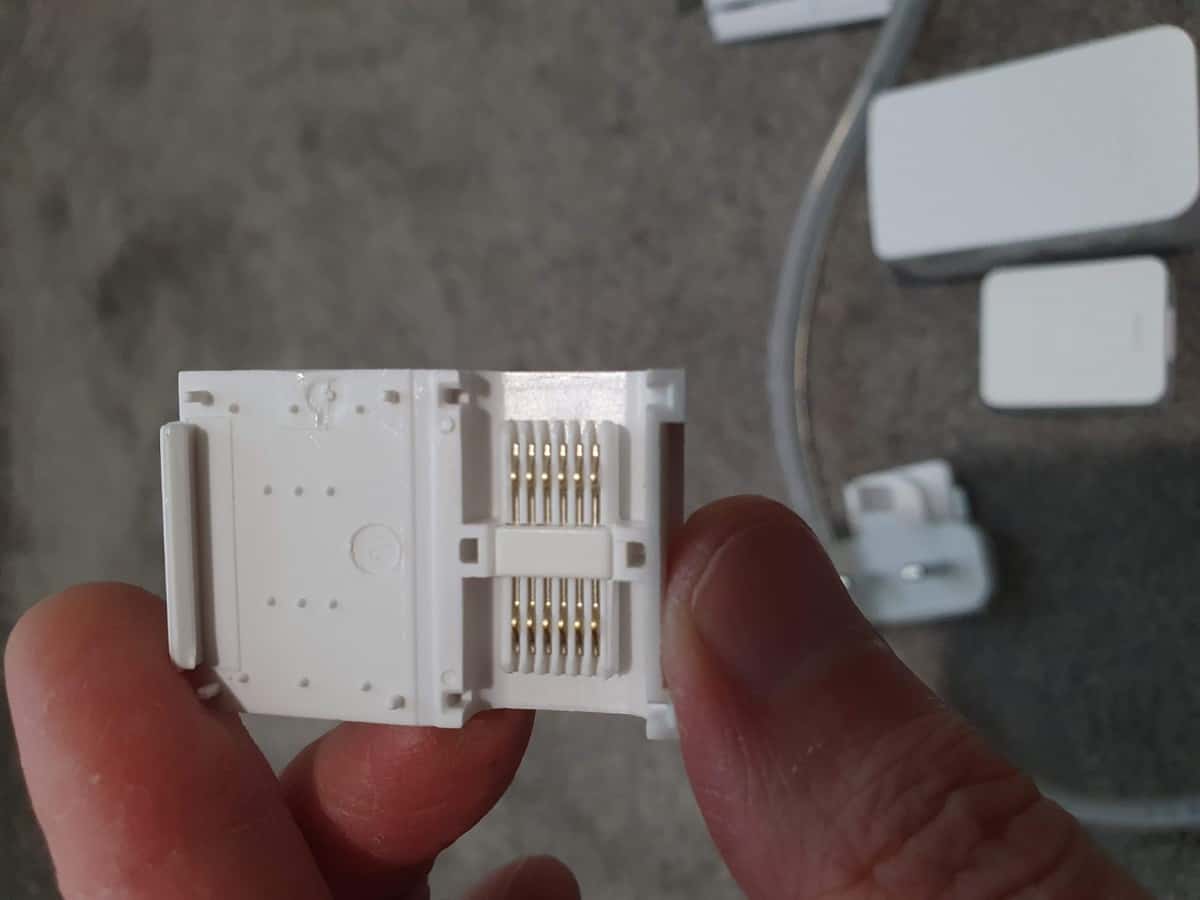 The hippo connector style reuse block with the V4 Philips Hue extension kit