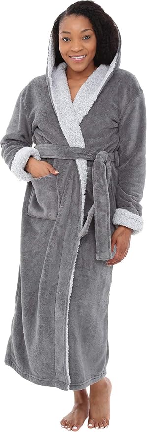 Alexander Del Rossa Sherpa Robes