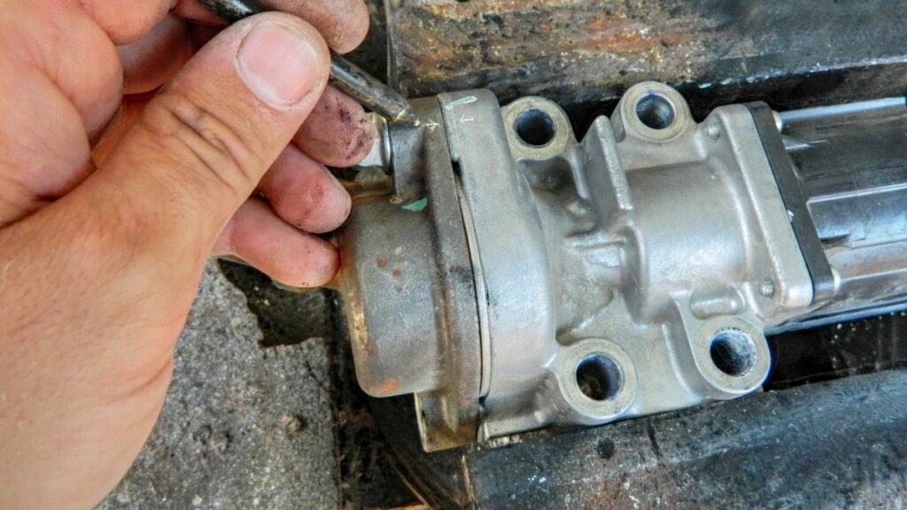 5 Bad EGR Valve Symptoms