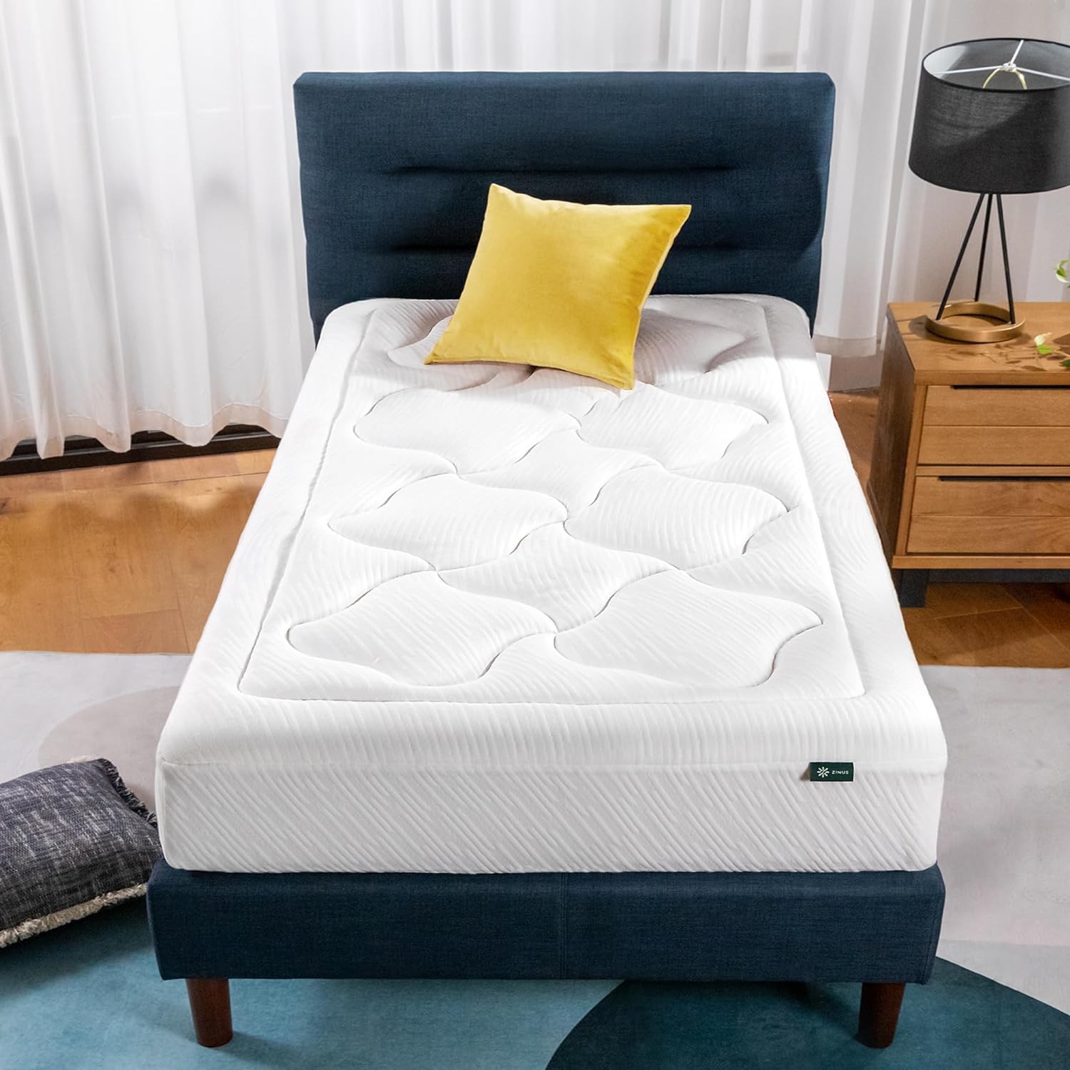 ZINUS 10 Inch Cloud Memory Foam Mattress