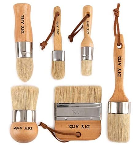 Chalk and Wax Paint Brush Set of 6 by Diyartz