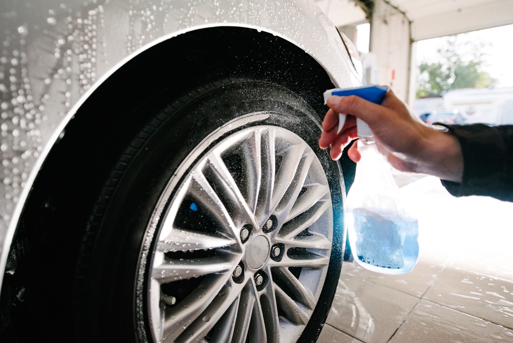 How to Remove Spray Paint from Wheels?