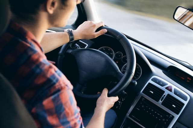 Steering Wheel Lock Up While Driving: How to Fix Yourself